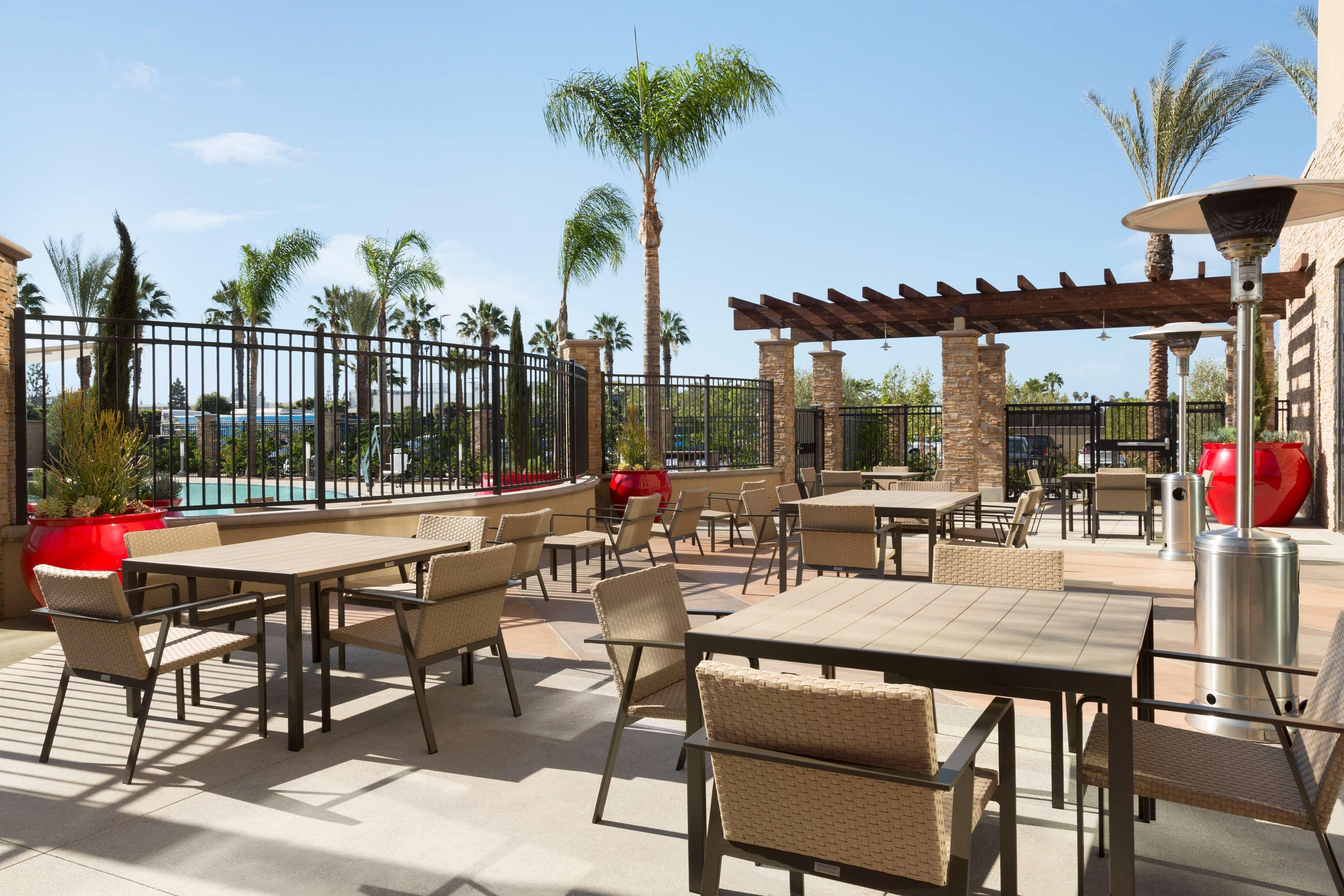 Suncoast Hotel Anaheim, Tapestry Collection By Hilton Exteriör bild